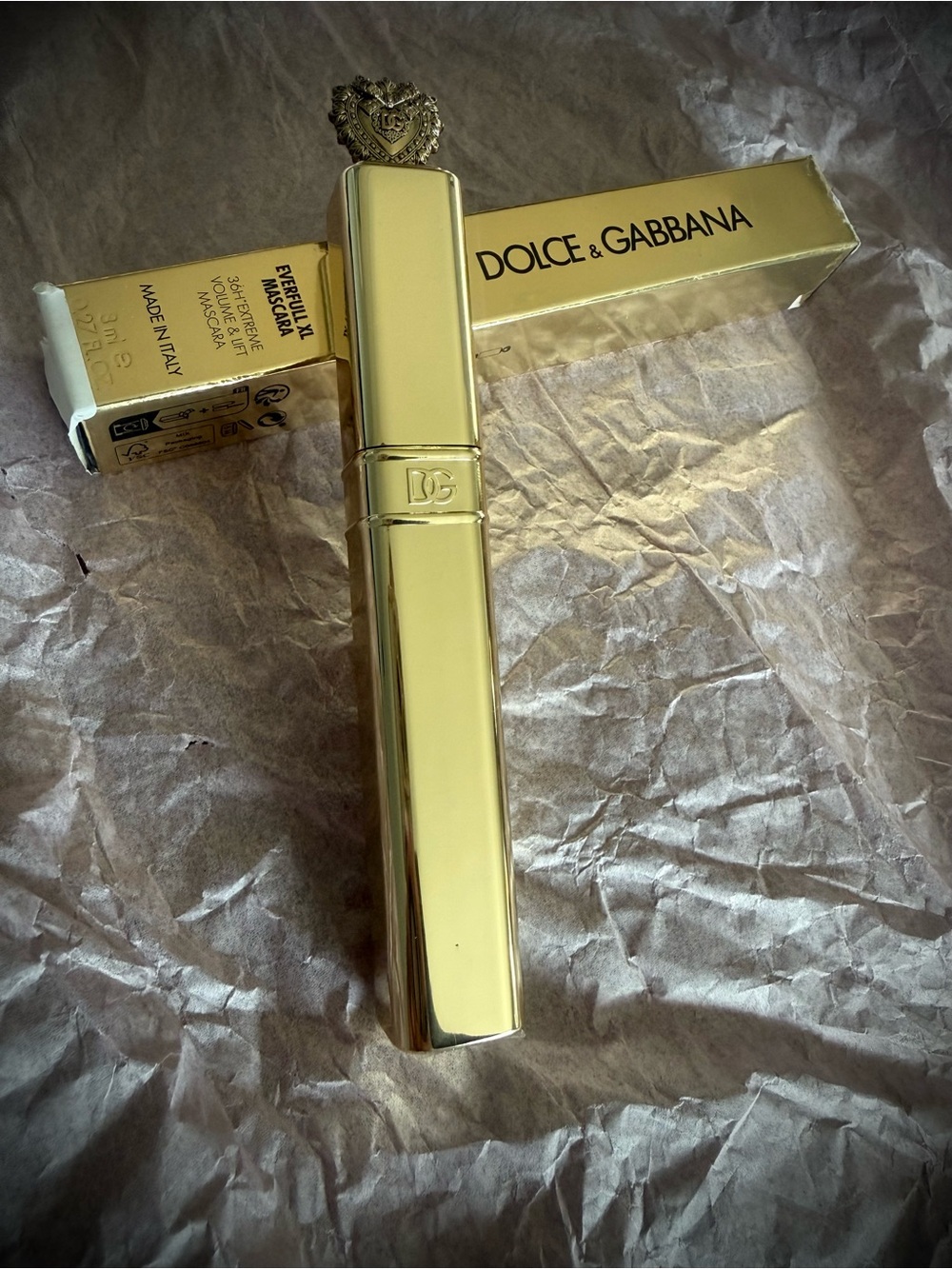 Dolce & Gabbana Everfull XL Mascara - Picture 2 of 8